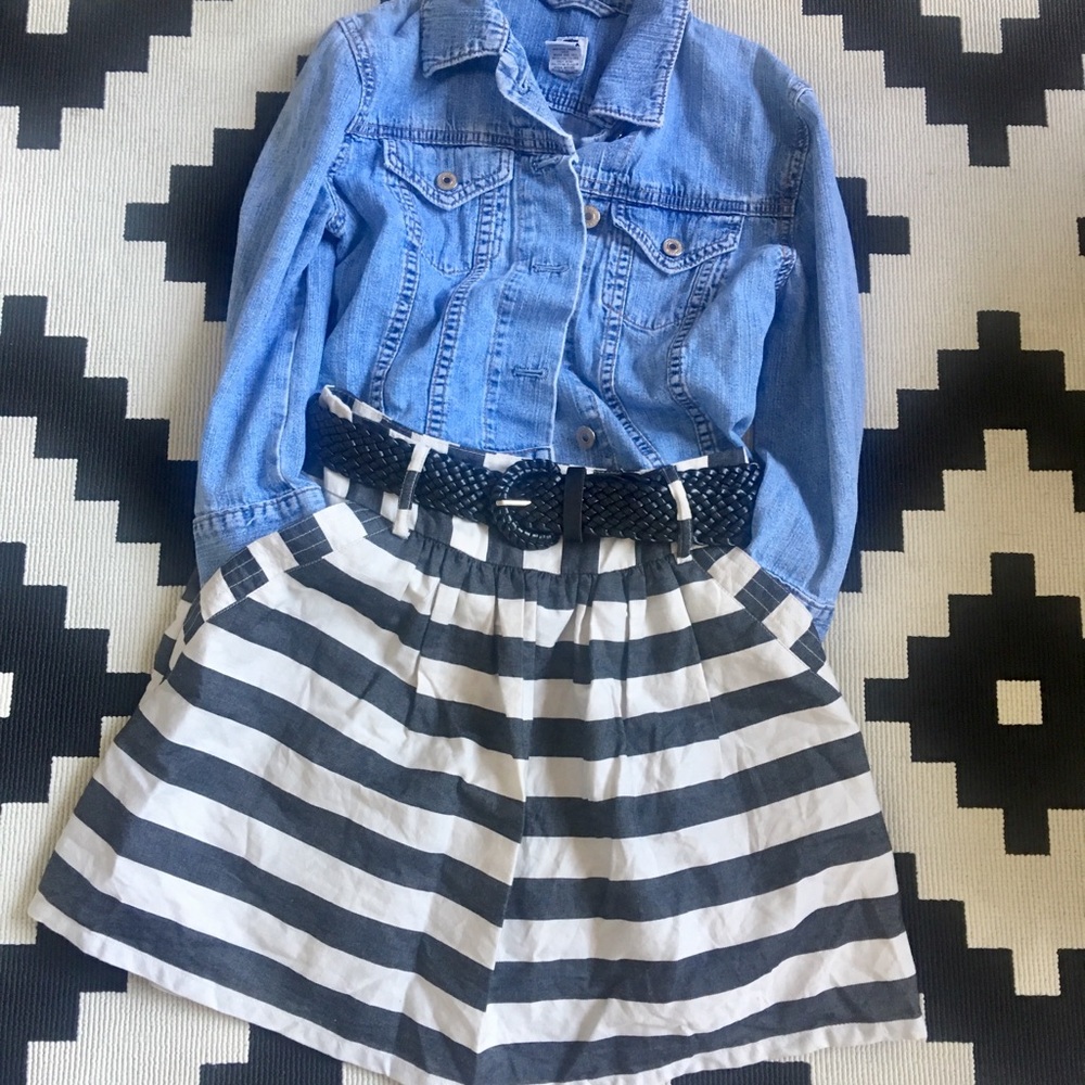 NWOT Black & White Stripe Mini Skirt w/Pockets